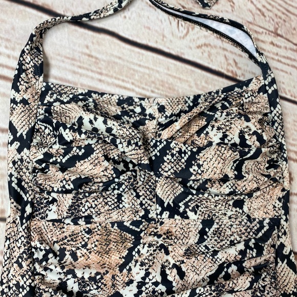 5 for $20 One piece animal print swimsuit - Picture 4 of 5